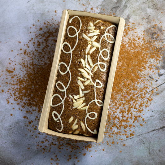 Cinnamon and spices loaf cake