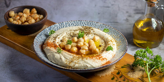 Vegan creamy chickpea hummus spread