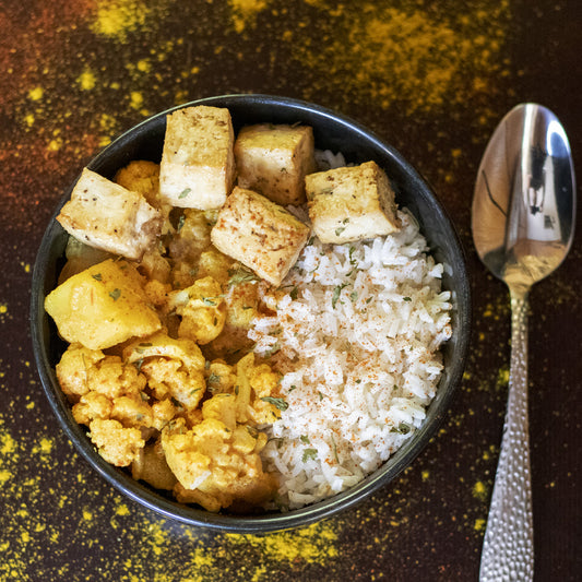 Vegan Cauliflower and Potatoes Curry